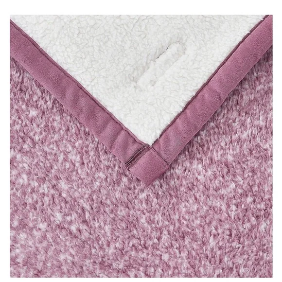 Columbia Plush Sherpa Throw Wine Blanket - Picture 3 of 7
